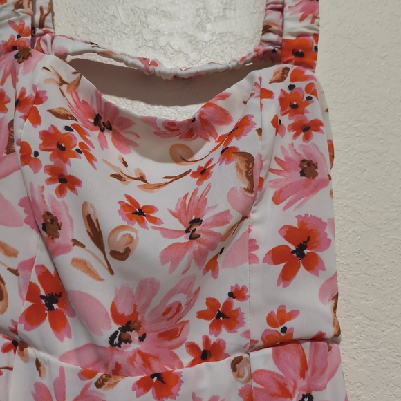 Petal & Pup Pink Floral Midi Dress Women's Size US 4 - Picture 5 of 8